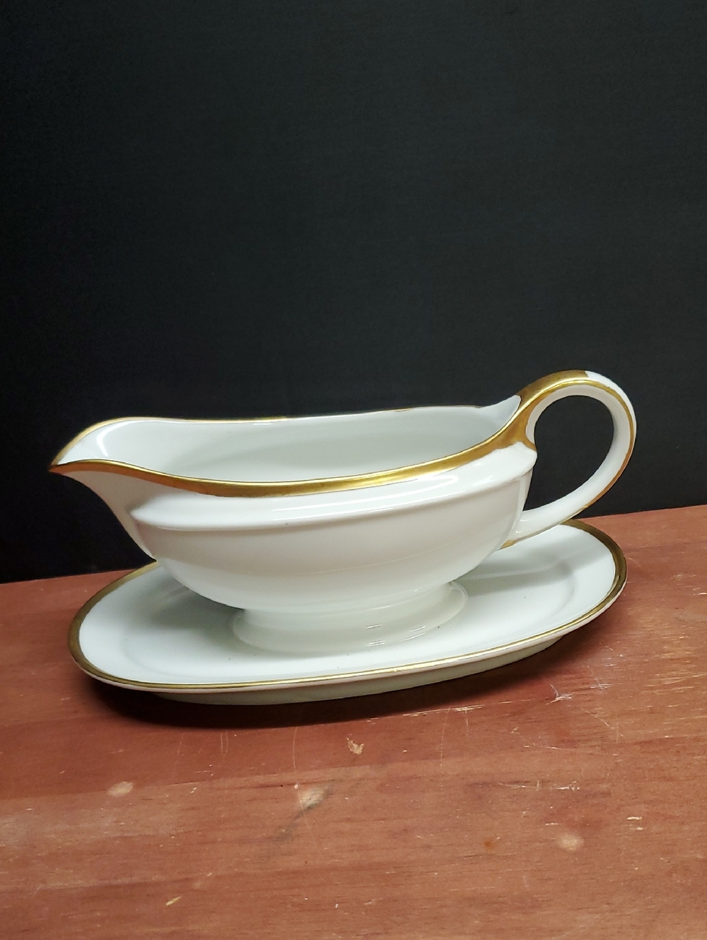 Hutschenreuther White and Gold Trim "Evelyn" Gravy Boat Attached Underplate